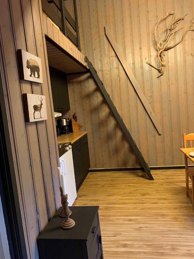 Feriehus Enok & *